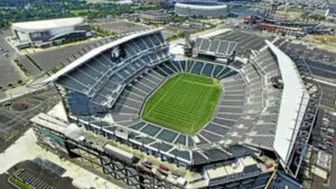 付豪：辽篮三冠王关键替补，逆境绽放成就辉煌