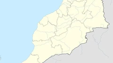 中超：韩佳奇失误送点，路易斯轻松得分